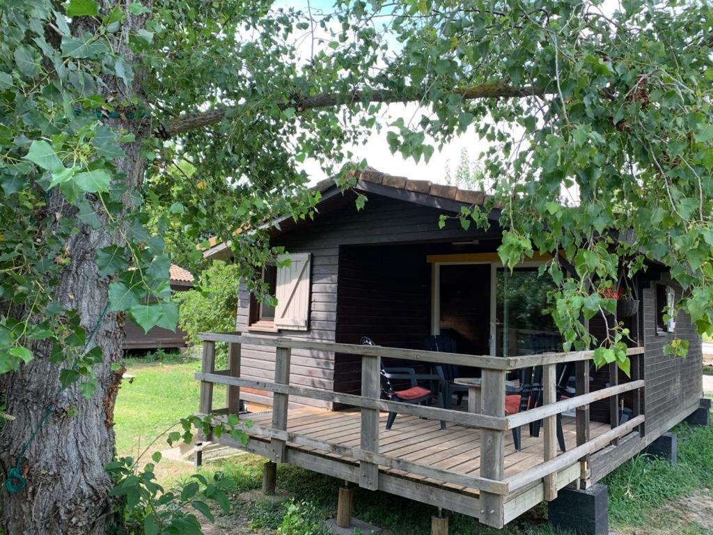 Les Petits Chalets De Dudu La Voulte-sur-Rhone Bilik gambar