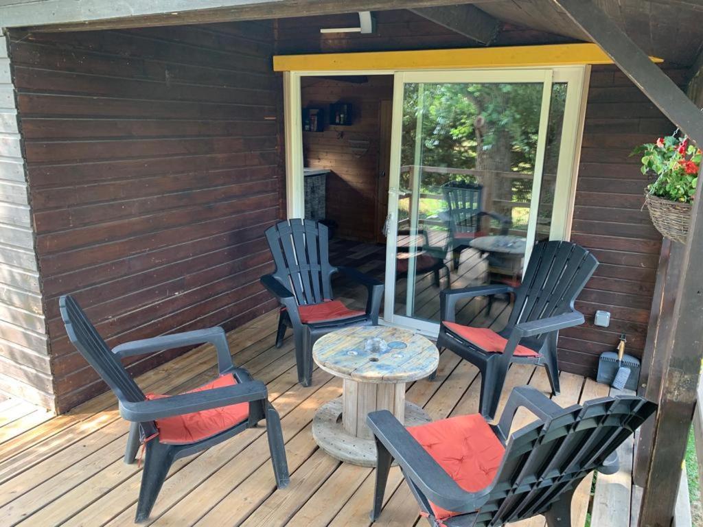 Les Petits Chalets De Dudu La Voulte-sur-Rhone Bilik gambar